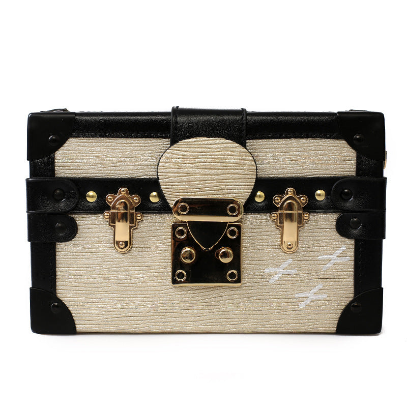 Wear-resistant lock small square bag