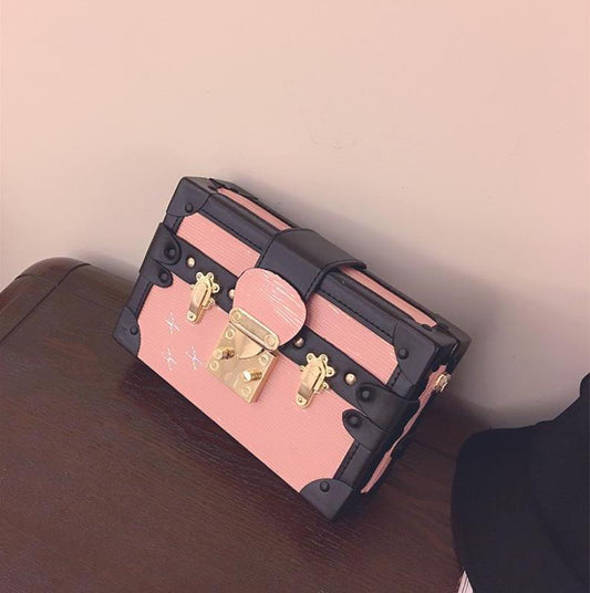 Wear-resistant lock small square bag