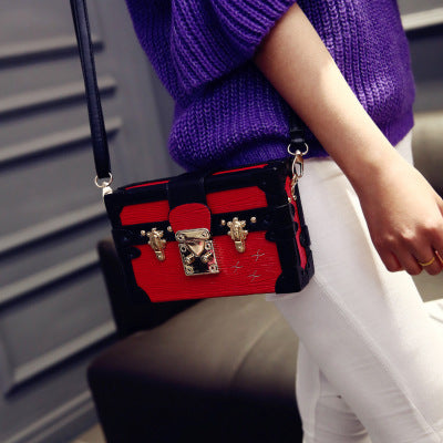 Wear-resistant lock small square bag