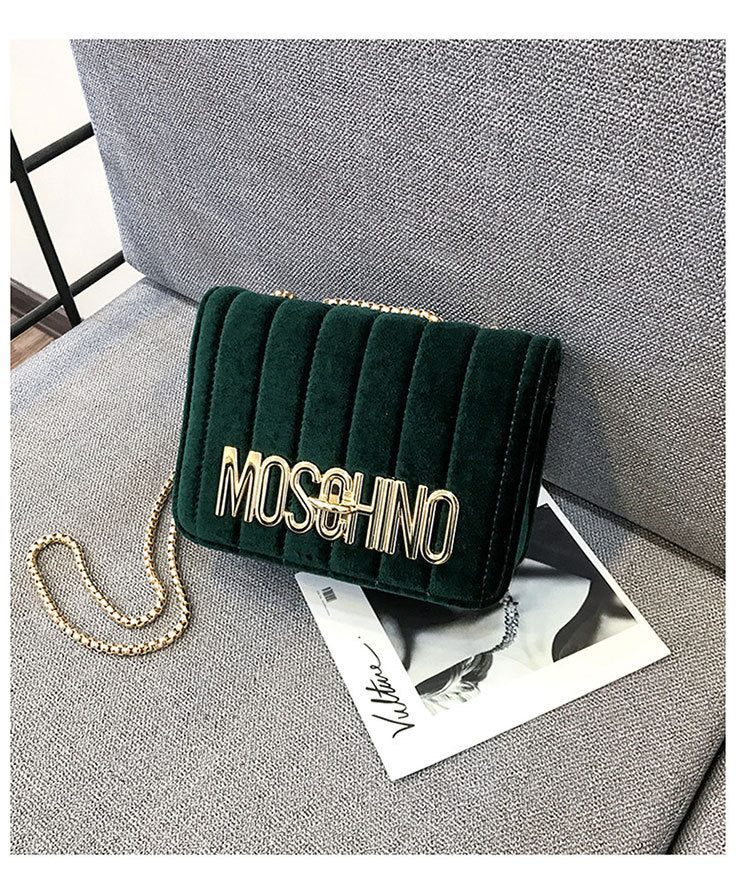 Velvet letter shoulder diagonal chain bag