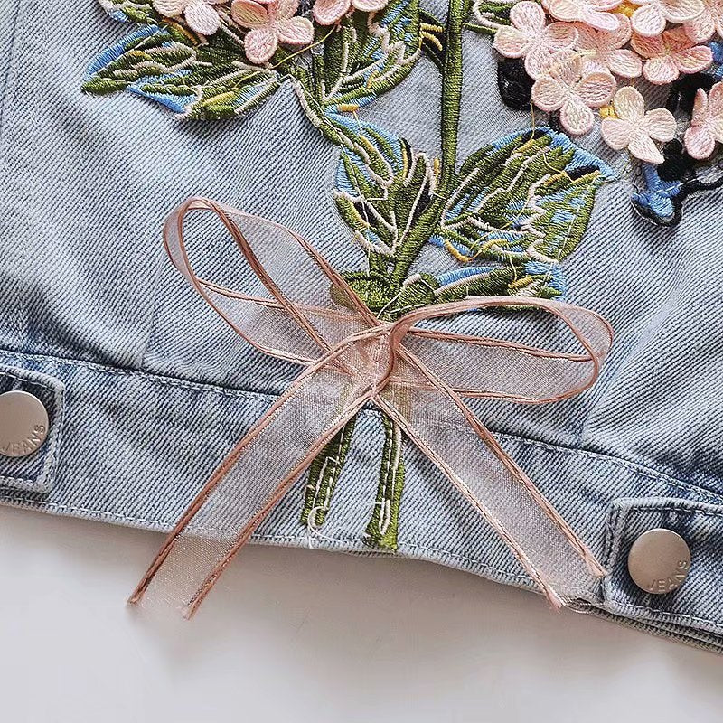 Kids Denim Jackets for Girls Baby Flower Embroidery Coats Spring Autumn Fashion Child Kids Outwear Ripped Jeans Jackets Jean