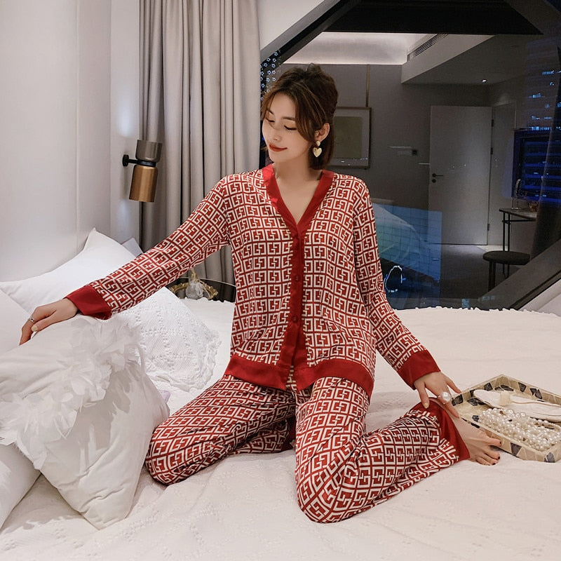 QSROCIO Women & Pajamas Set V Neck Design Luxury Cross Letter Print Sleepwear Silk Like Home Clothes XXXXL Large Size Nightwear