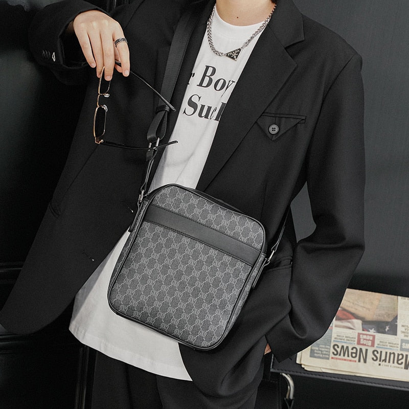 Luxury Designer Letter Plaid PU Leather Shoulder Crossbody Bag for Men Fashion Business Messenger Bag Handbag Bolso Hombre
