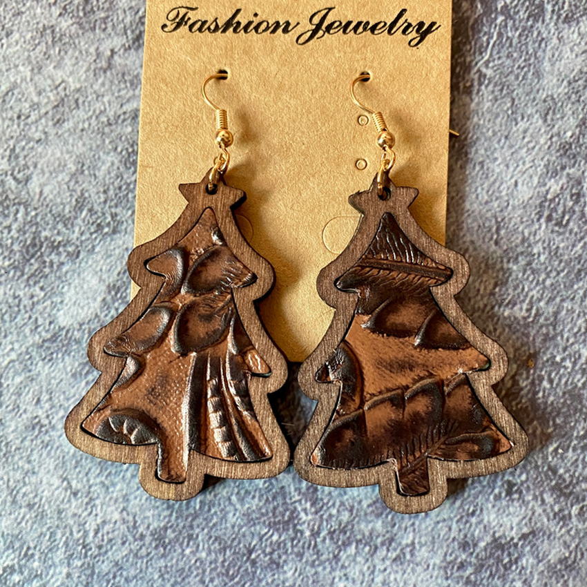 Xmas Tree Wood Bezel Cheetah Print Genuine Leather Christmas Earrings for Women Red Green Glitter Leather Christmas Tree Earring